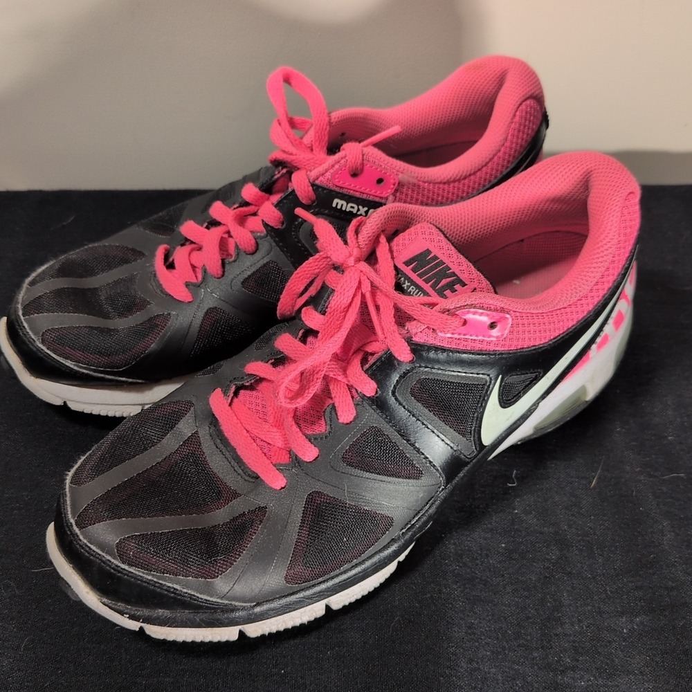 Nike Running Shoes Womens 10 Max RunLite‎ 4 Black Pink White (554894-007) Sport